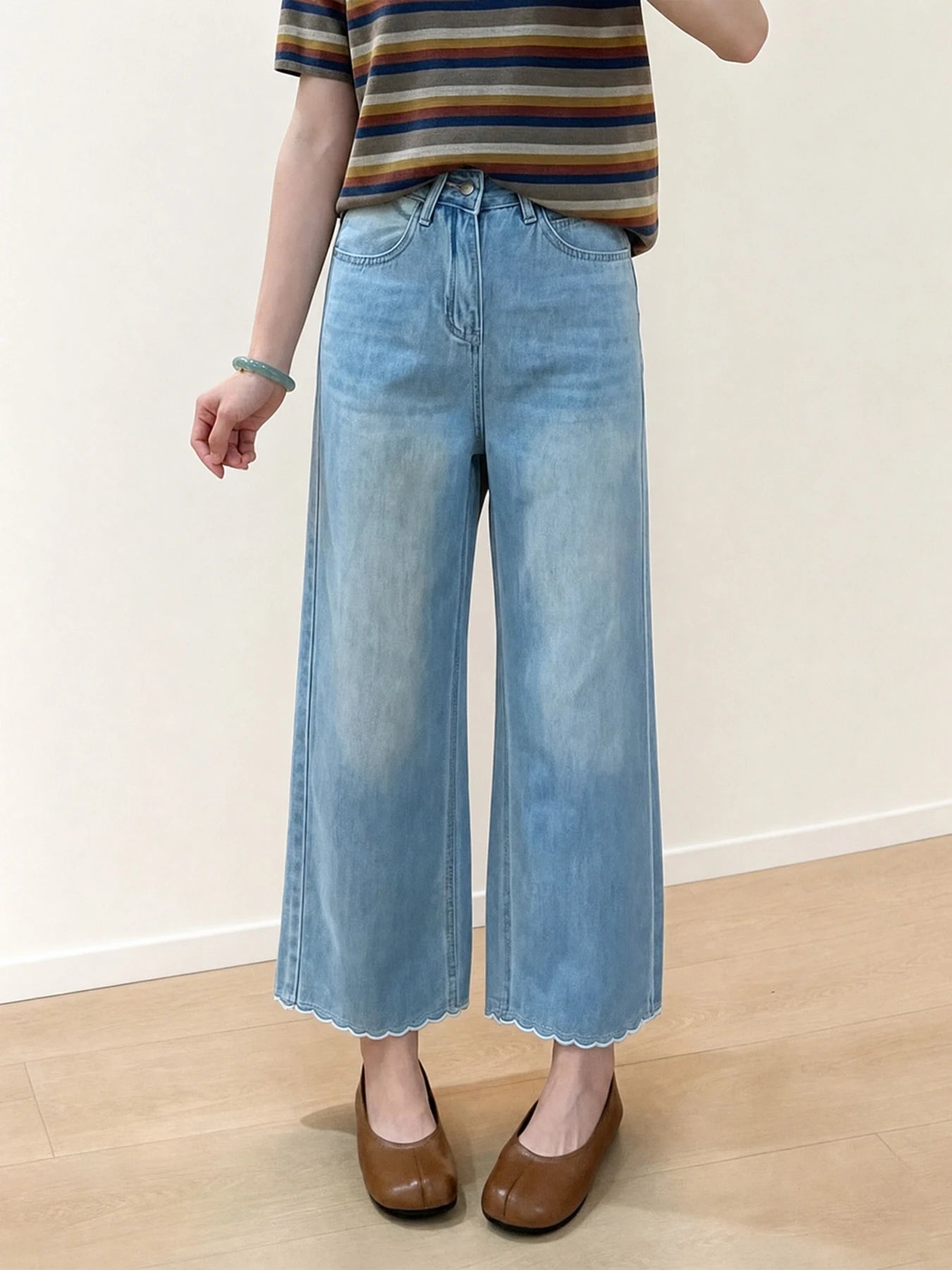 「身長150cm以上向け」ハイウエストすっきり見えフリルヘムストレートデニムパンツ